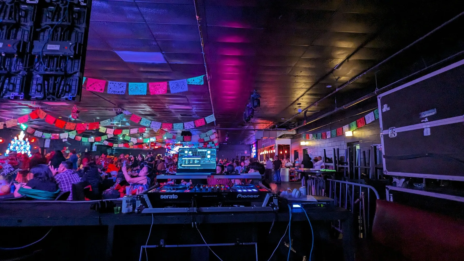 Eventos latinos con energía de principio a fin